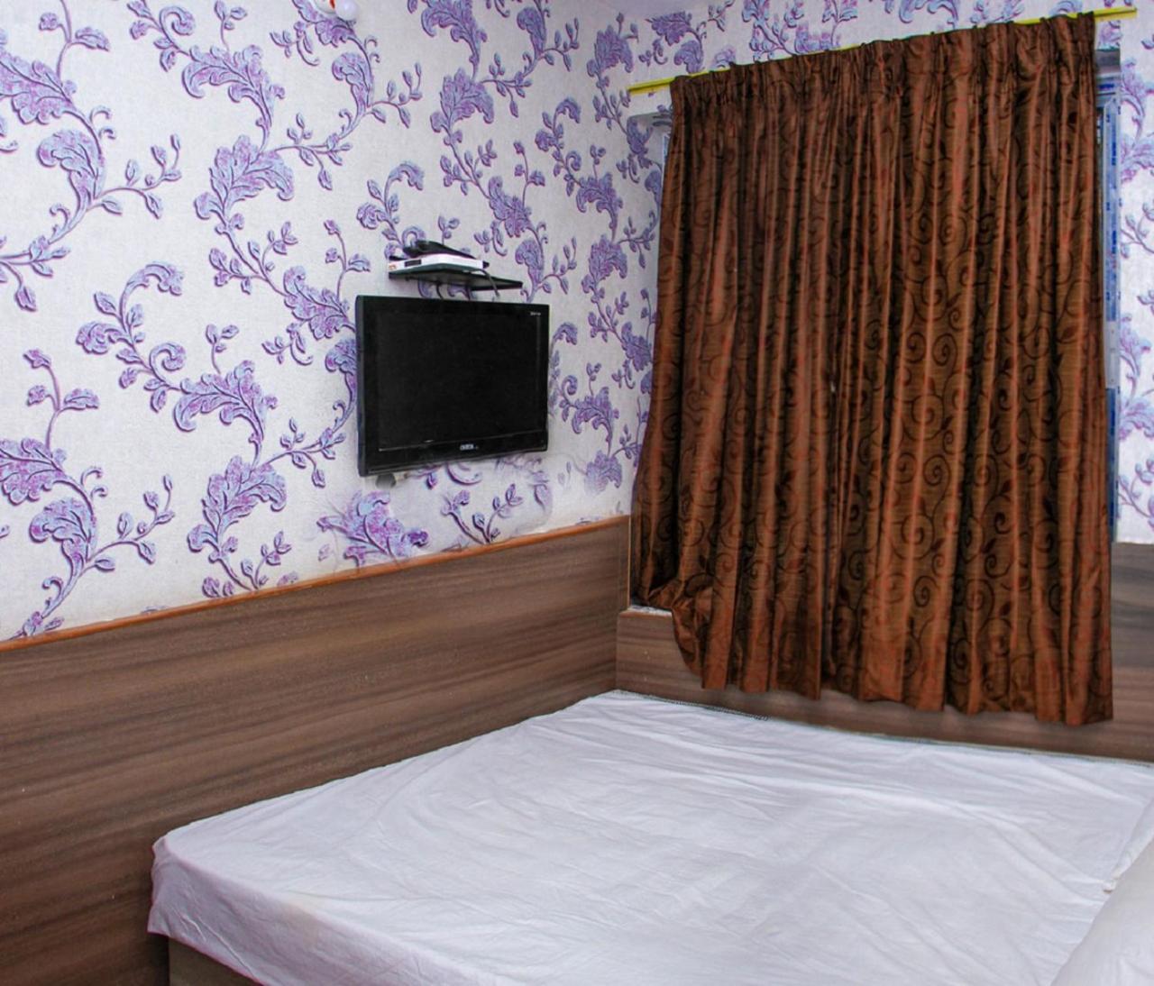 Desanthosh Residency Hotel