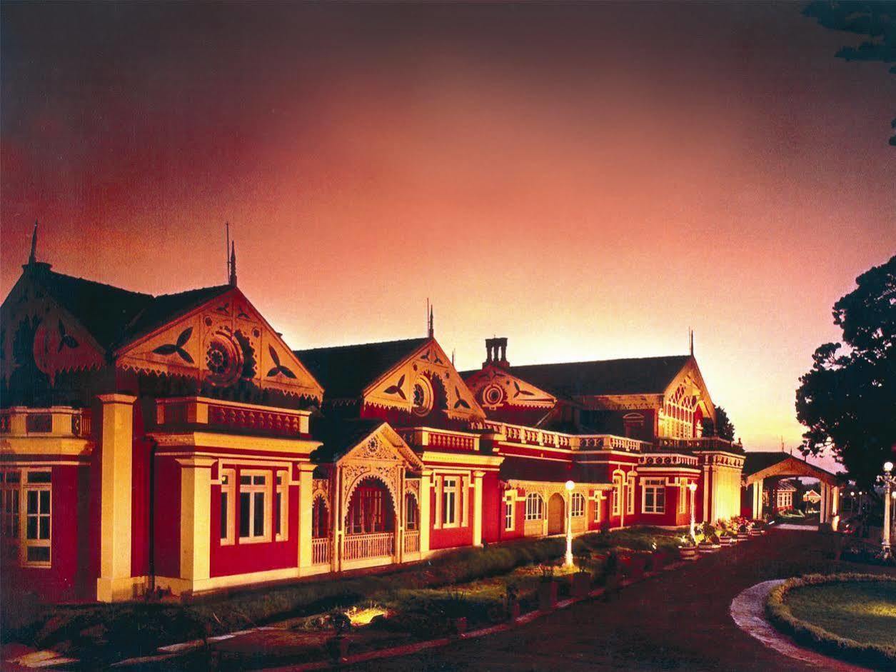Welcomheritage Fernhills Royal Palace Hotel 3*