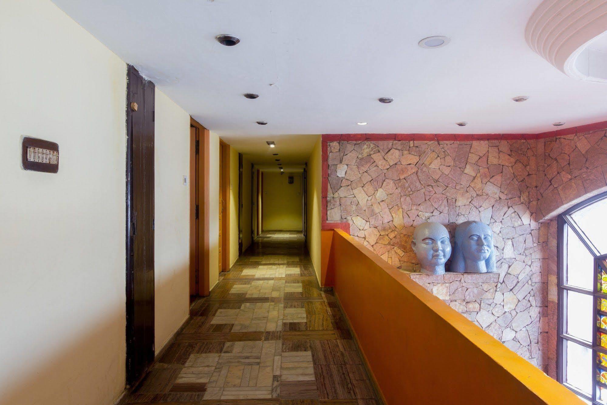 Hotel Fabhotel Khems Shoram Palace Road Ooty