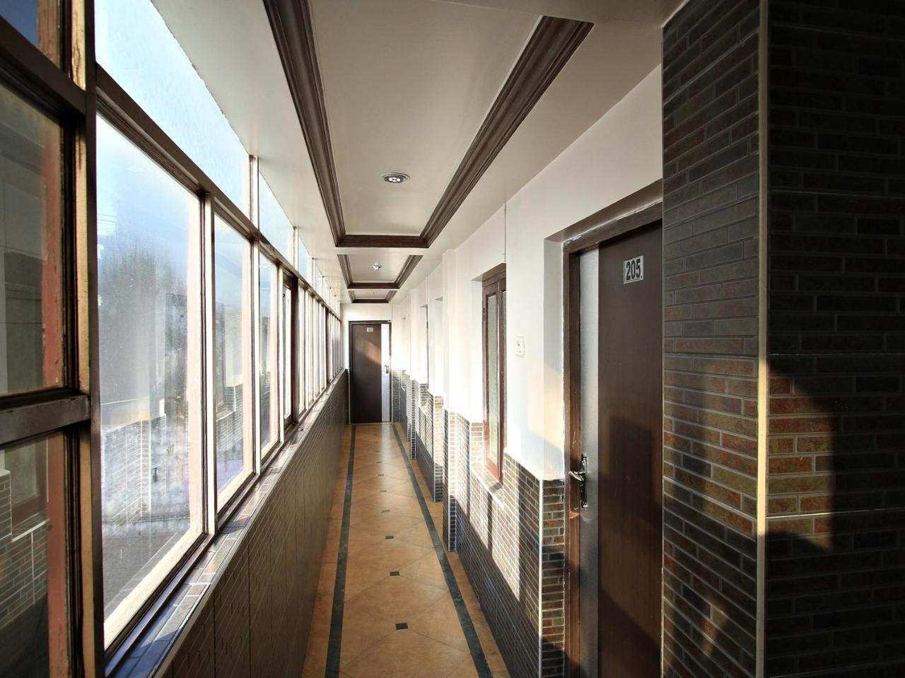 Hotel Pratham International