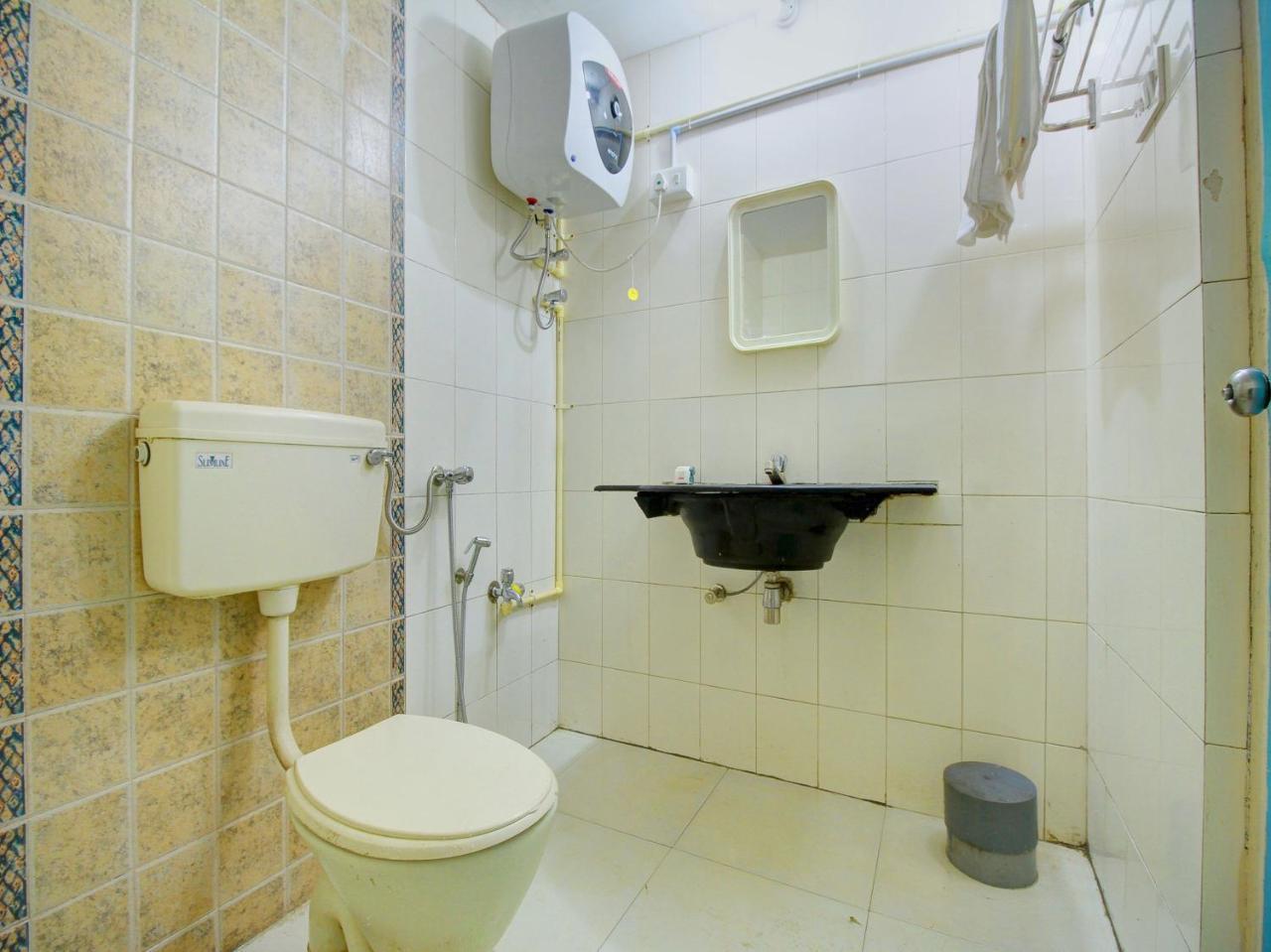 Hotel Oyo 10068 Rathna Ooty
