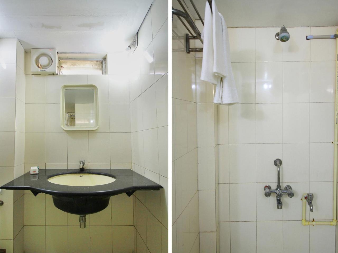 Oyo 10068 Rathna Hotel 3*