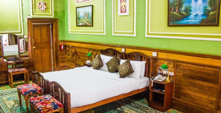 Welcomheritage Fernhills Royal Palace Hotel 3*