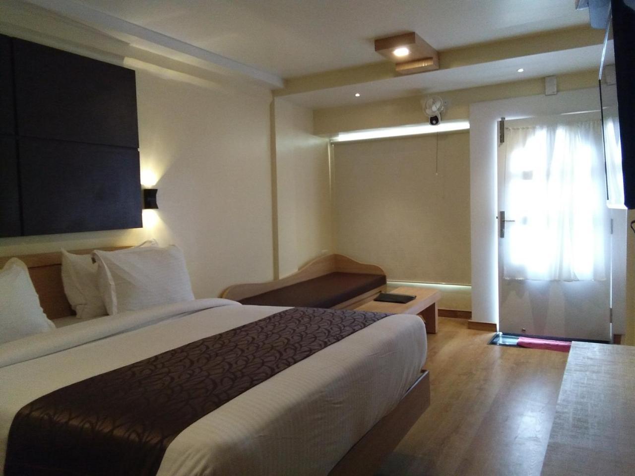 Hotel Darshan Pvt Ltd 3*