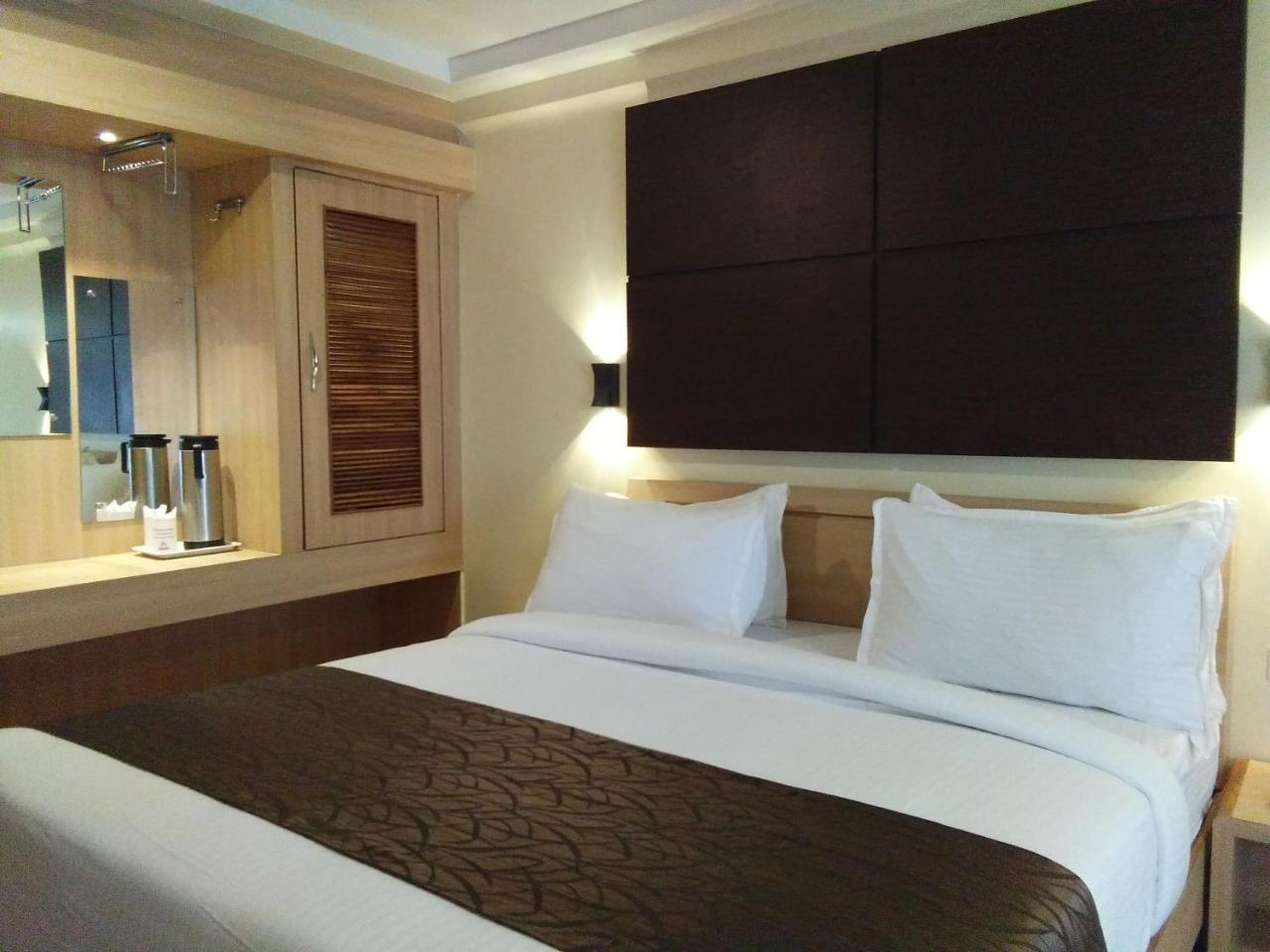 Hotel Darshan Pvt Ltd 3*
