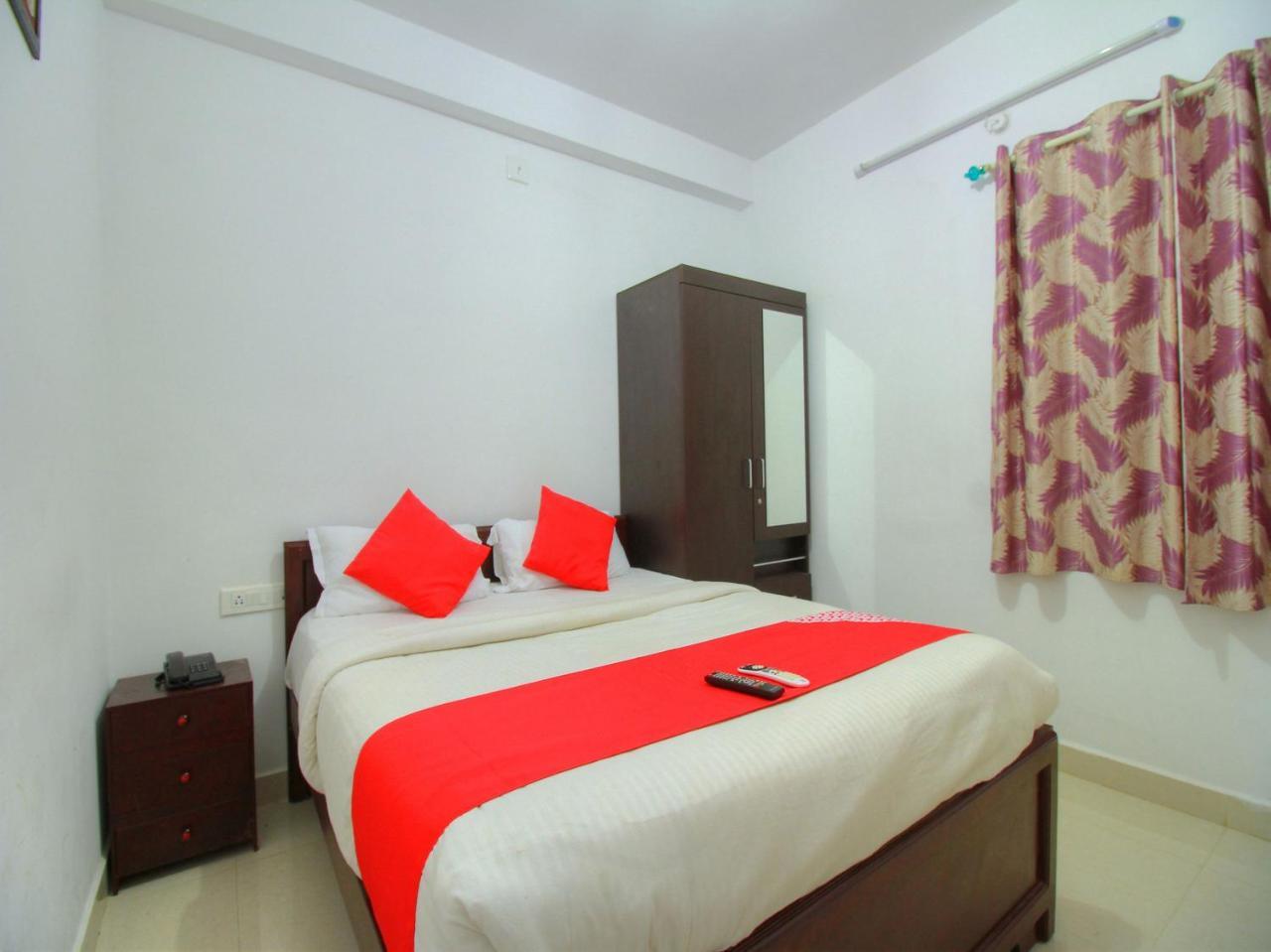 Oyo 15478 Lalana Residency Hotel 3*