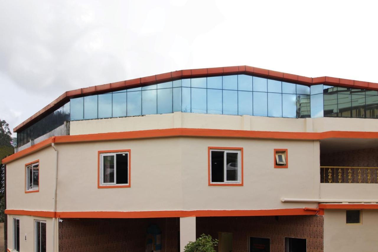 Oyo 22517 Mananya Hotel