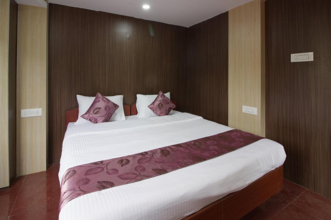 Oyo 22517 Mananya Hotel Ooty