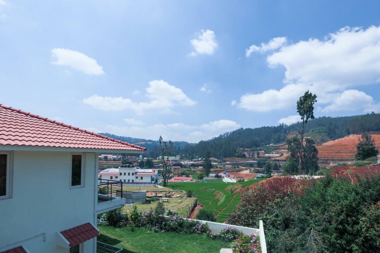 Oyo 35818 Twin Falls Residency 3*