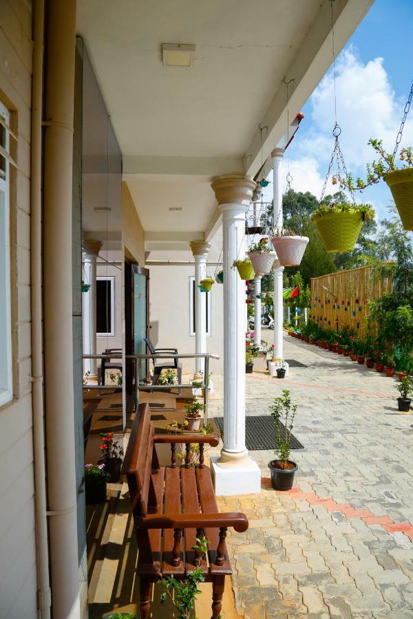 Paradise Perfect - Non Smoking Non Alcoholic No Unmarried Couples * Ooty