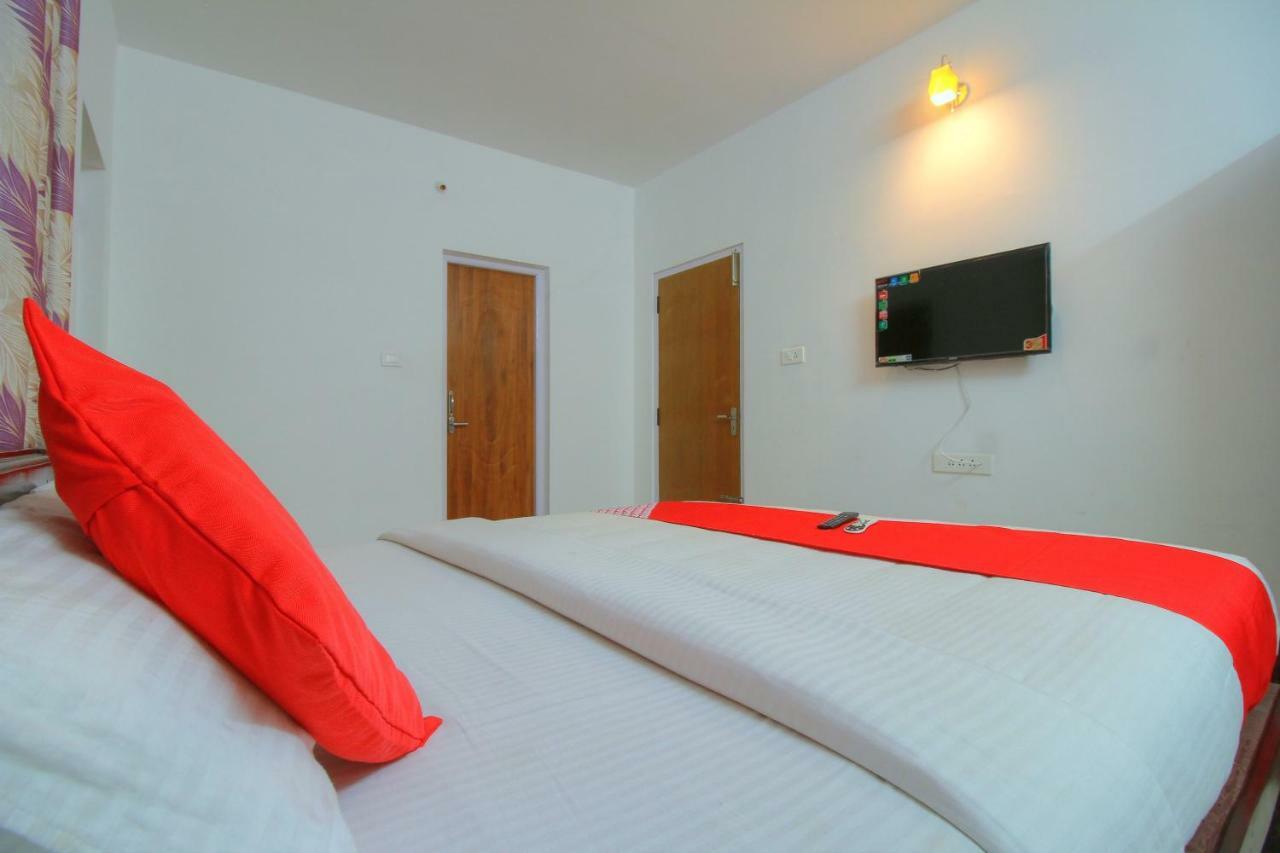 Oyo 15478 Lalana Residency 3*