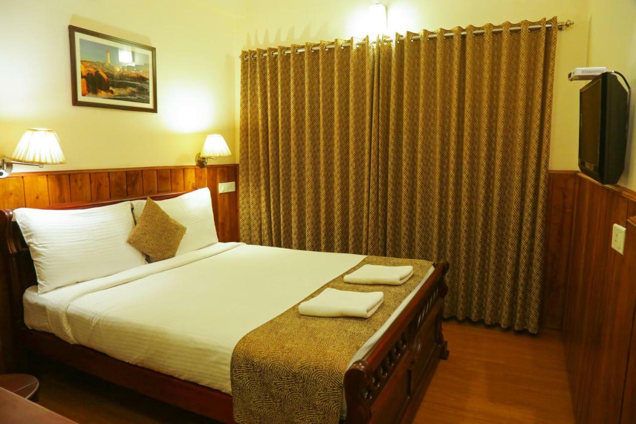 Garden Manor Hotel
