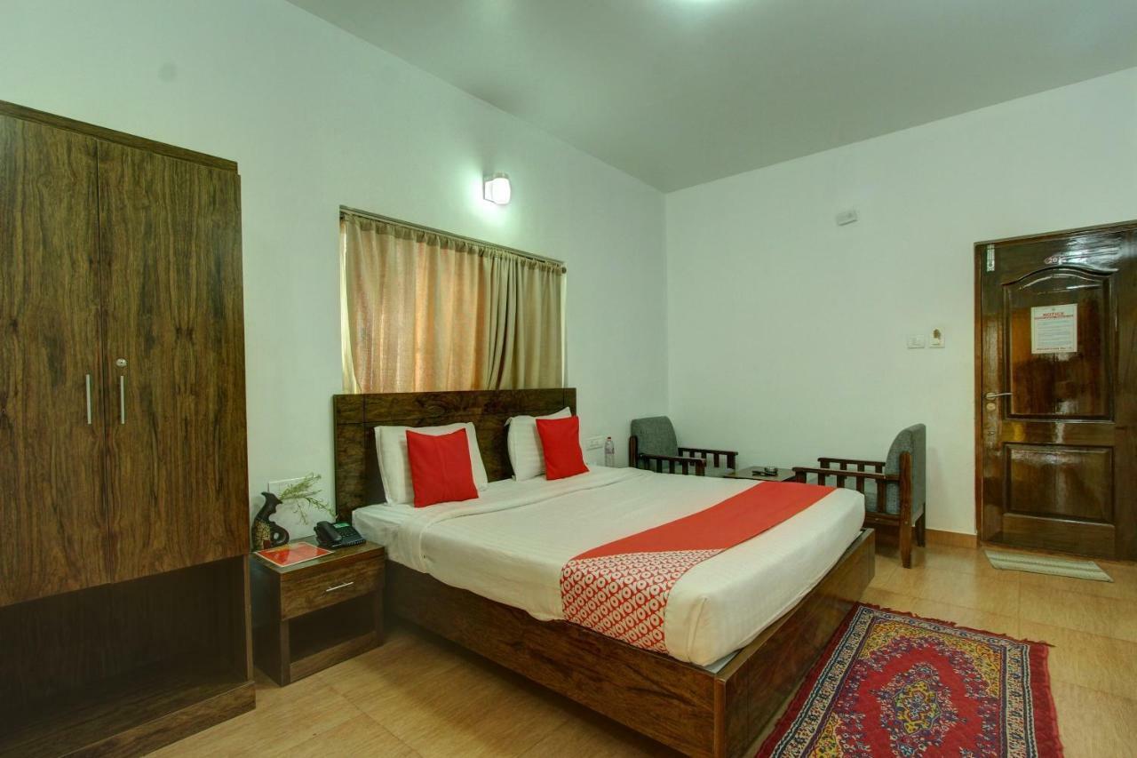 Oyo 1353 The Surya Village Hotel 3*
