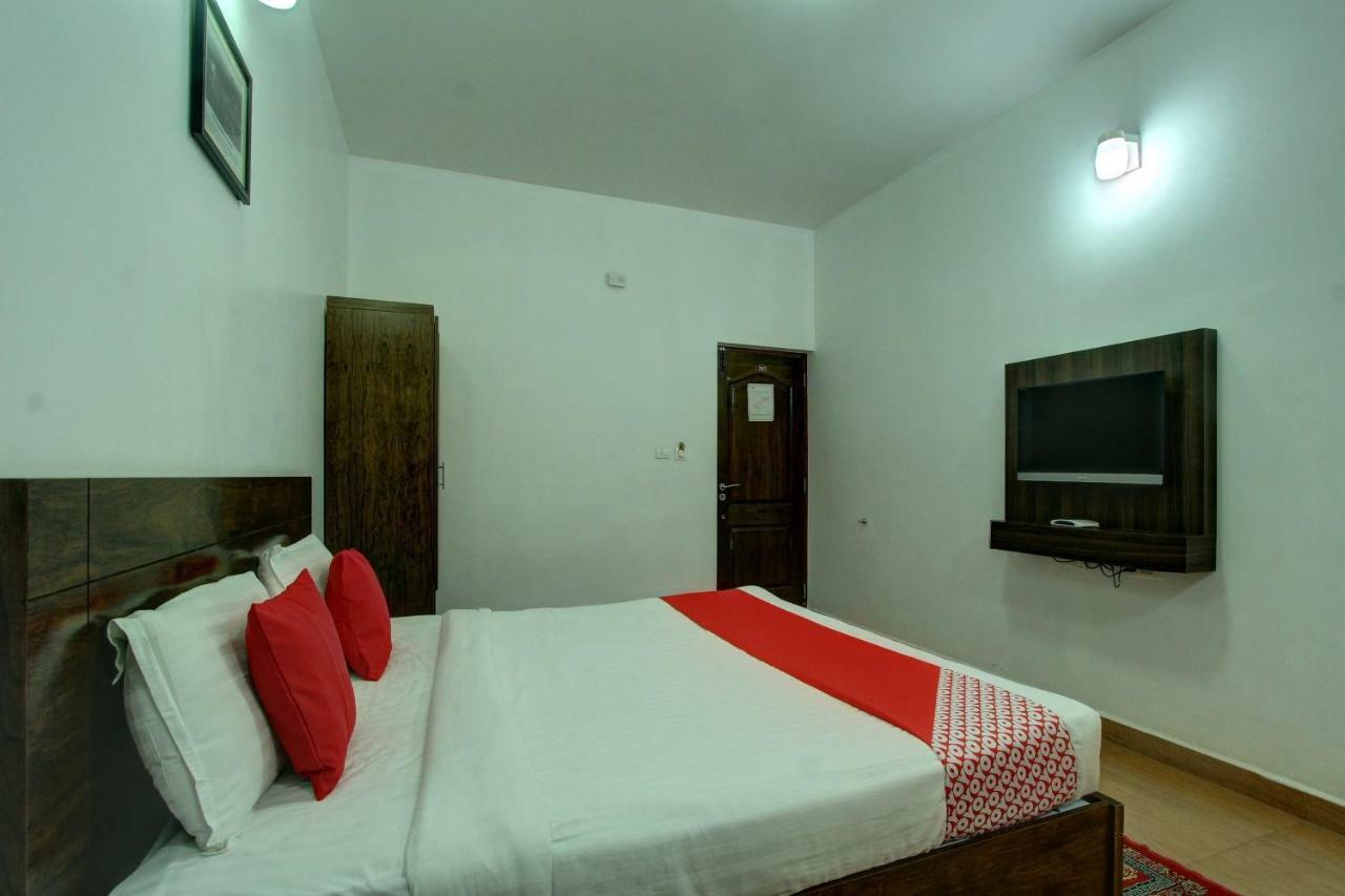 Oyo 1353 The Surya Village 3*