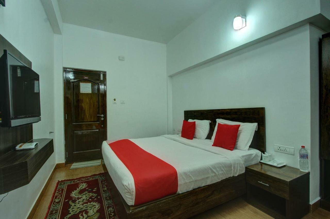 Oyo 1353 The Surya Village Hotel Ooty