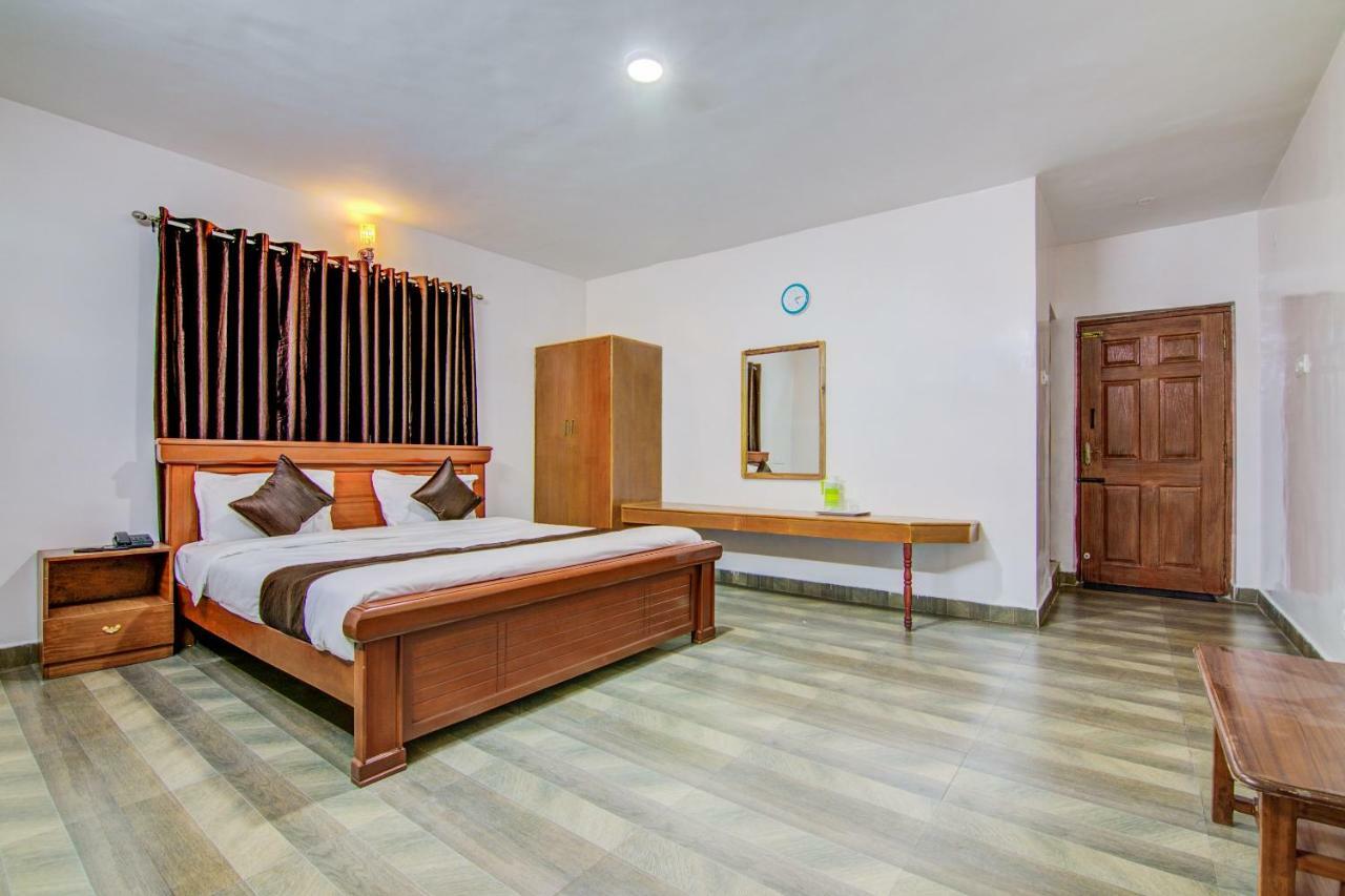 Oyo 19397 Season Hotel 3*