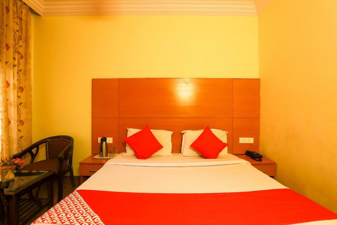 Oyo 24094 Sun Shine Grand Hotel Ooty