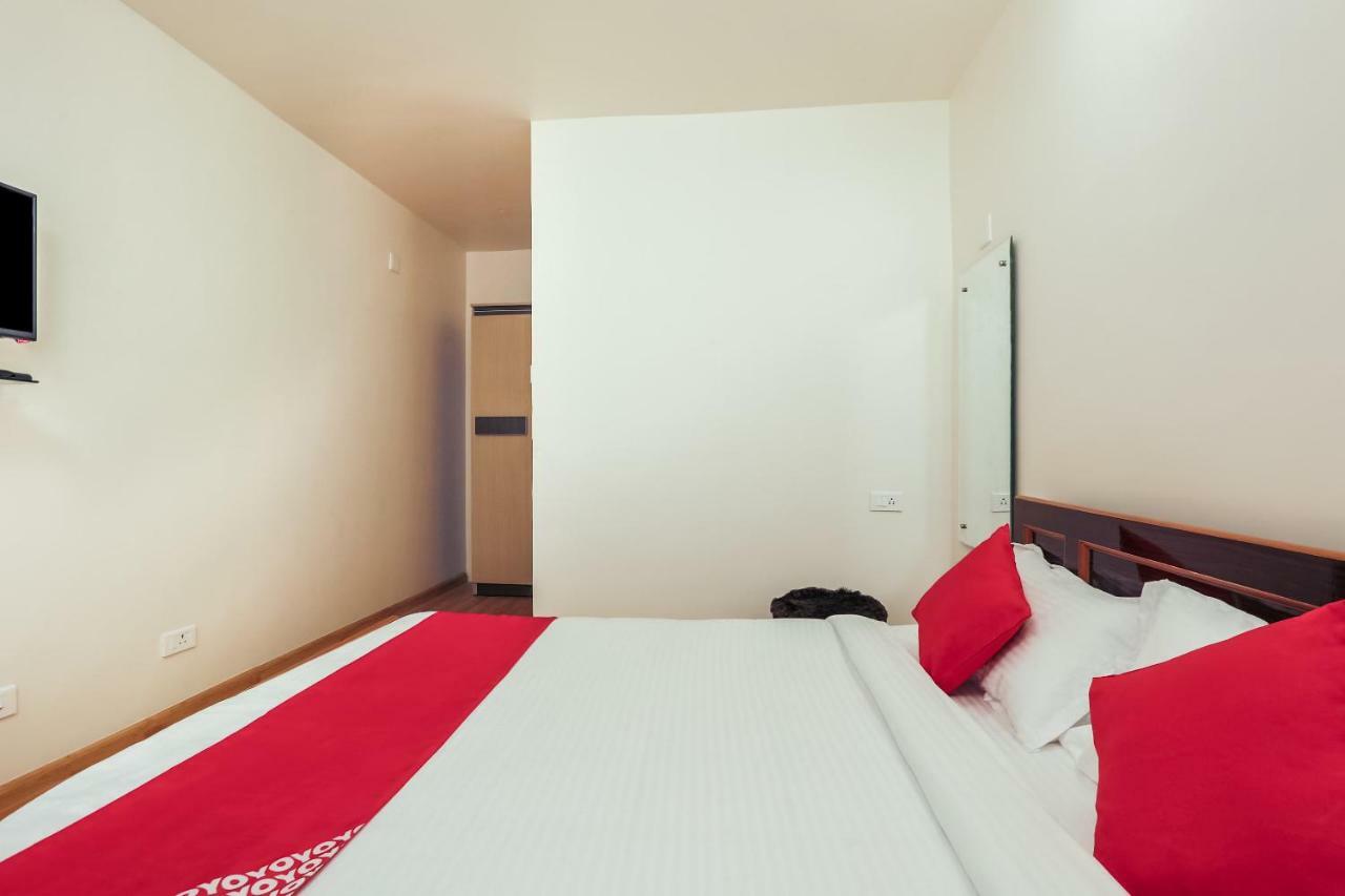 Oyo 35818 Twin Falls Residency 3*