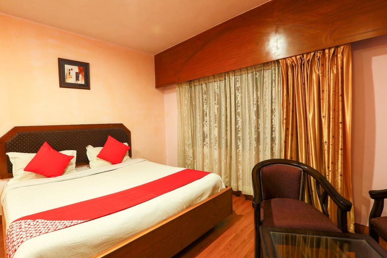 Hotel Oyo 24094 Sun Shine Grand 3*