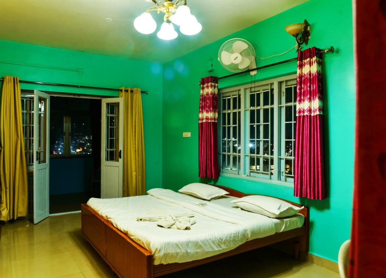 Rk Hotel
