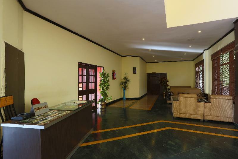 Oyo 24094 Sun Shine Grand Hotel 3*