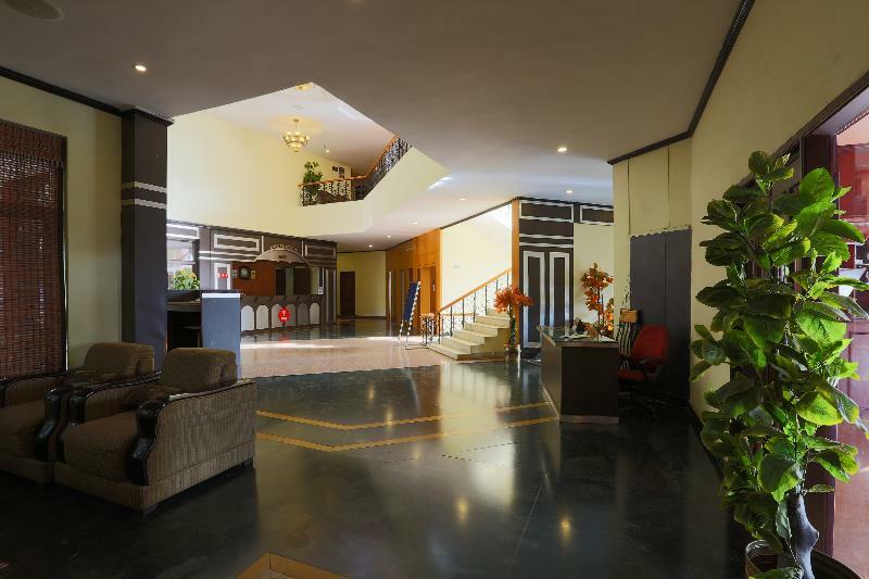 Hotel Oyo 24094 Sun Shine Grand