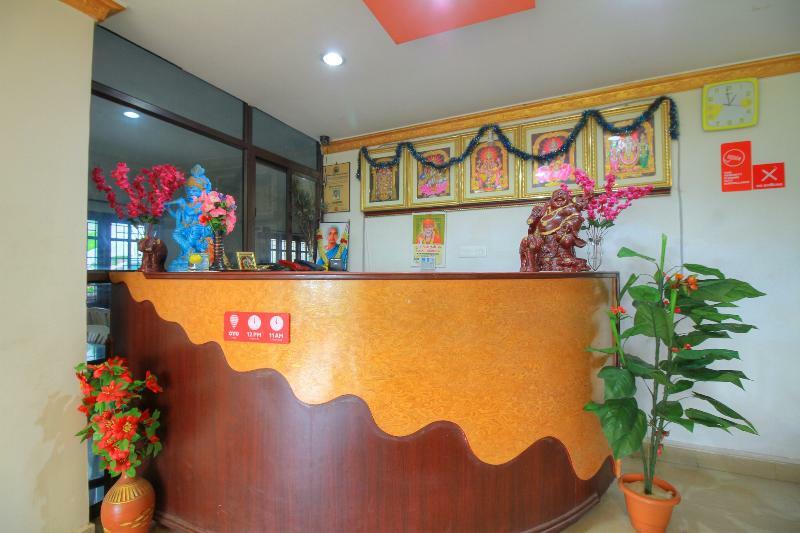 R J Hotel