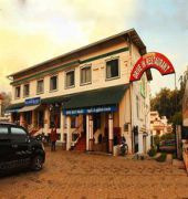 Fabhotel Khems Shoram Palace Road 3*