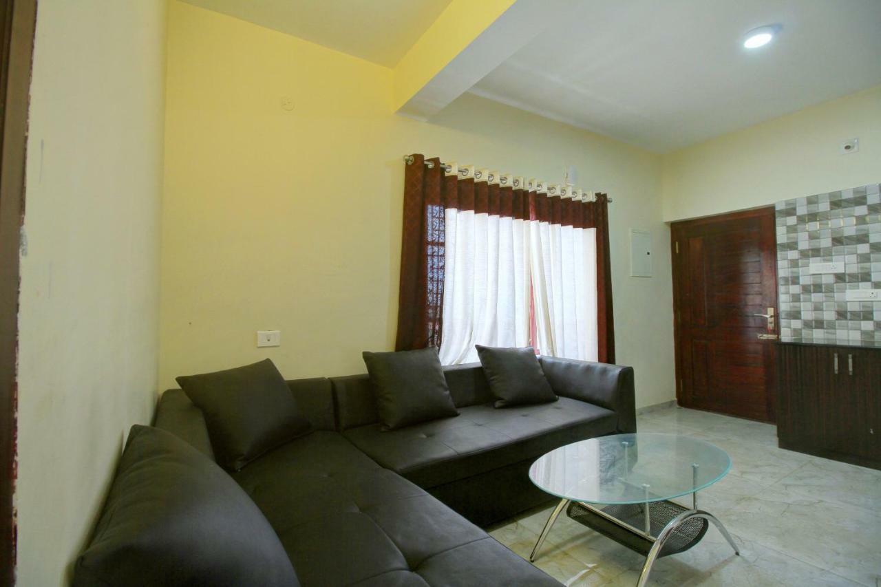 Pine Hill Suites *