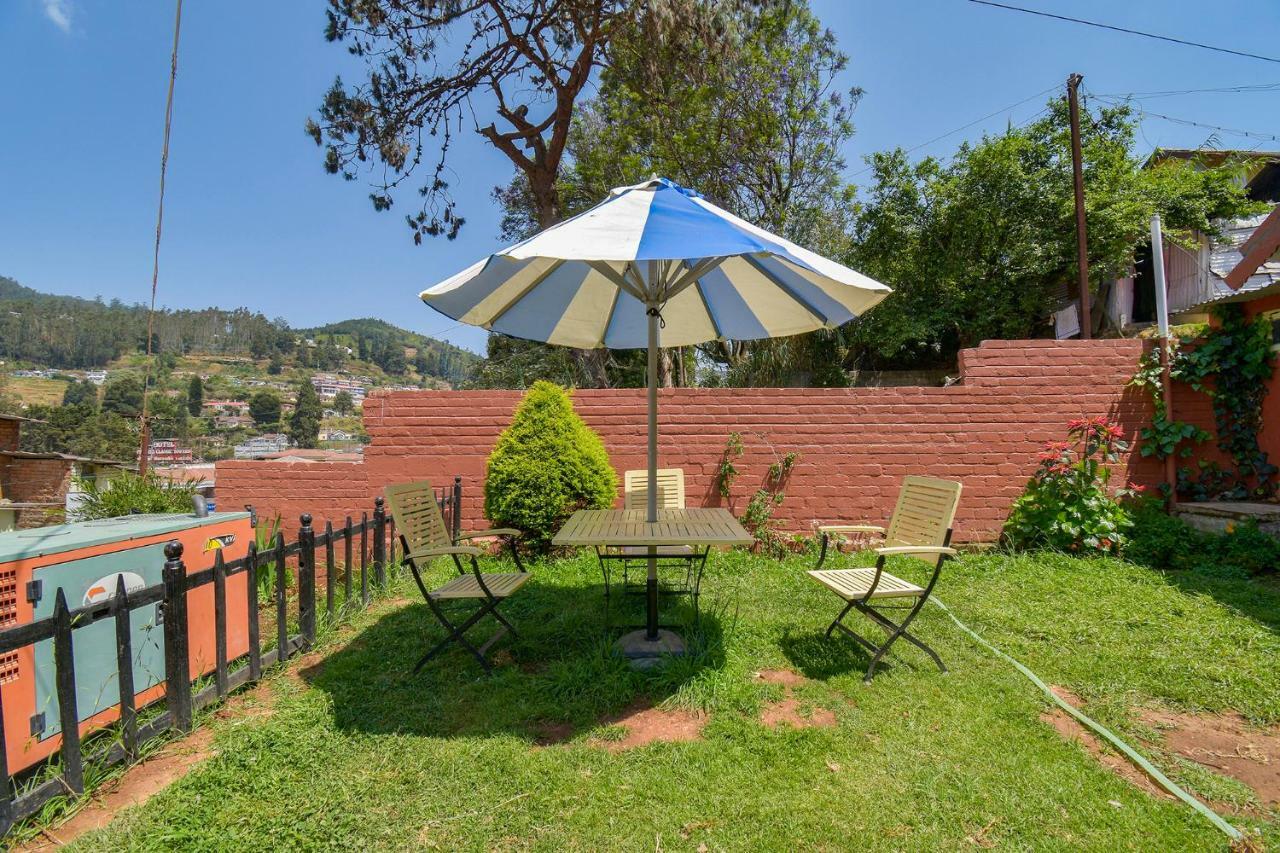 Fabexpress Wenlock Homes - Nr Government Rose Garden Hotel