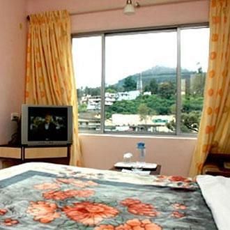 Sarkar Palace Hotel Ooty