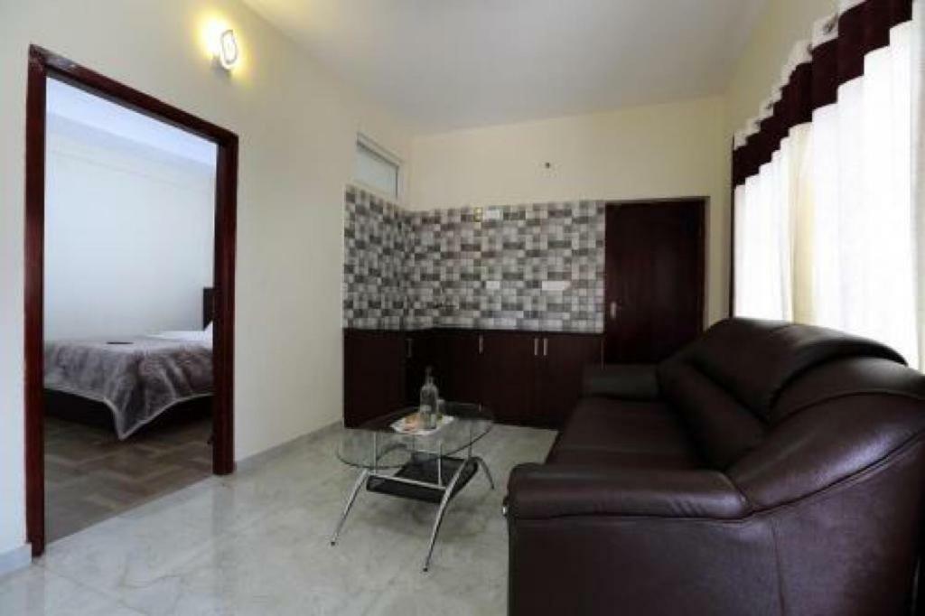 Pine Hill Suites * Ooty