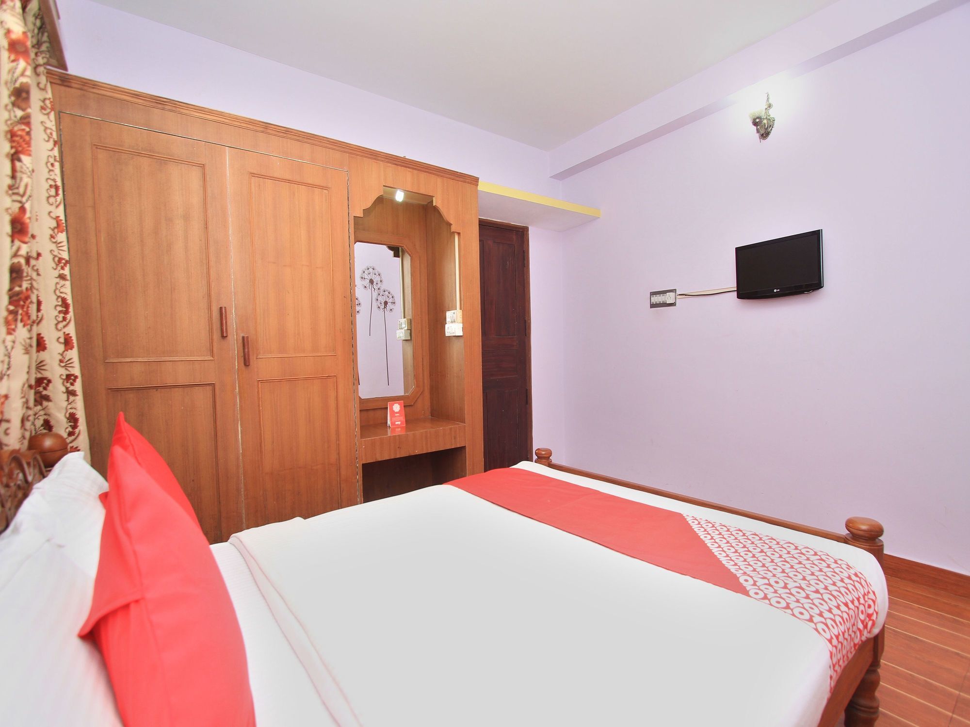 Oyo 13597 Travel Residency Hotel Ooty