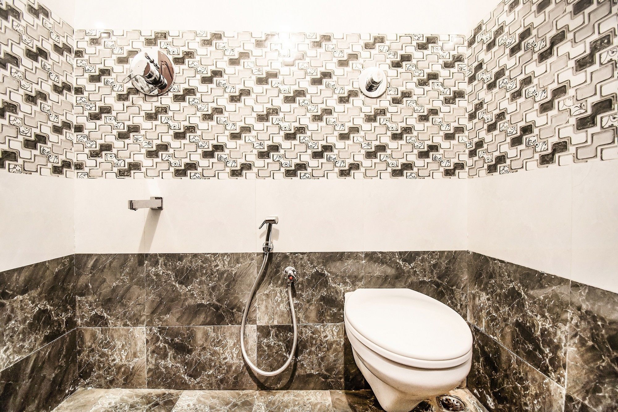 Fabhotel Zion International Ettinas Road Hotel 3*