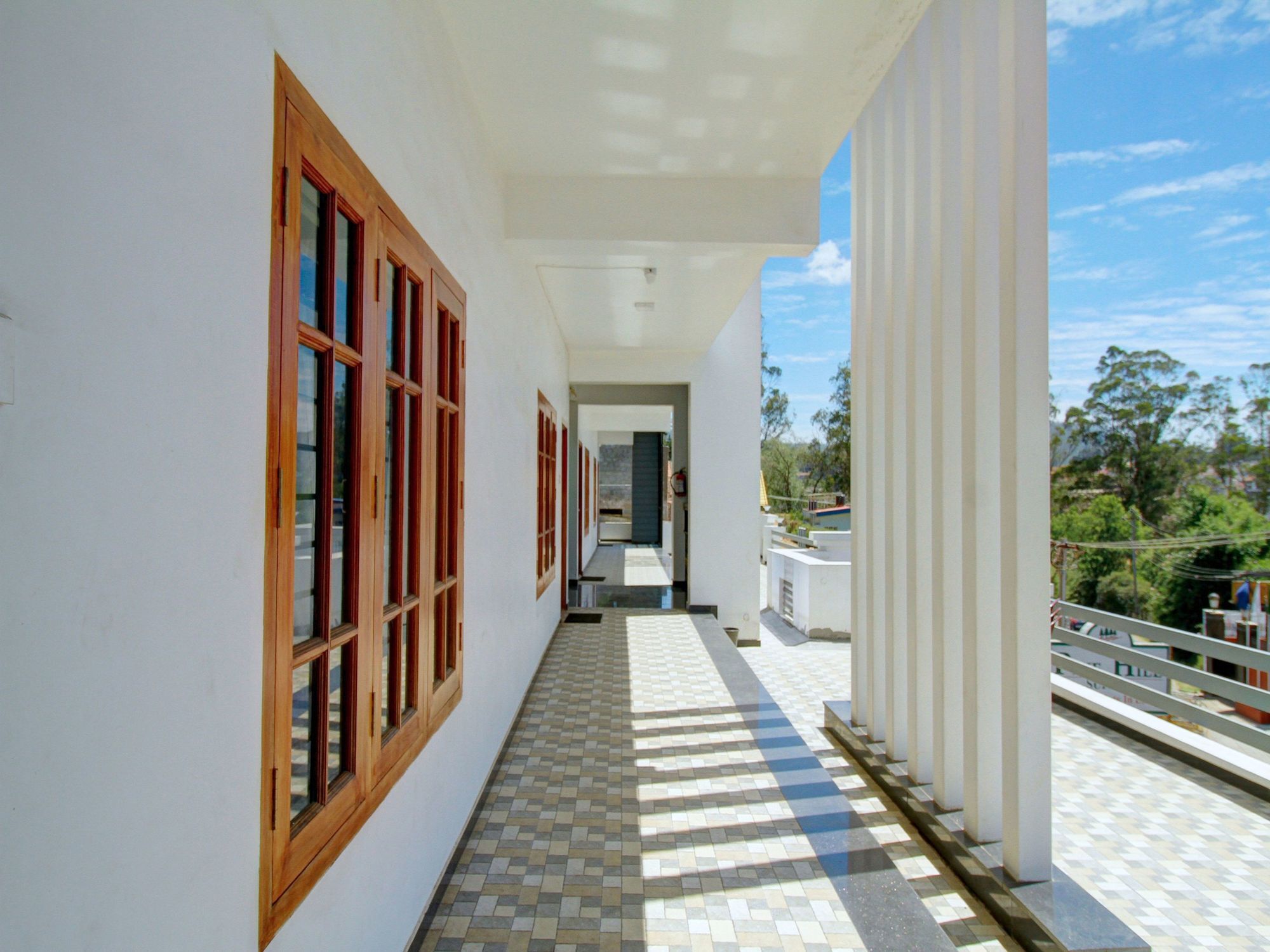 Oyo 11748 Pine Hill Apartment *