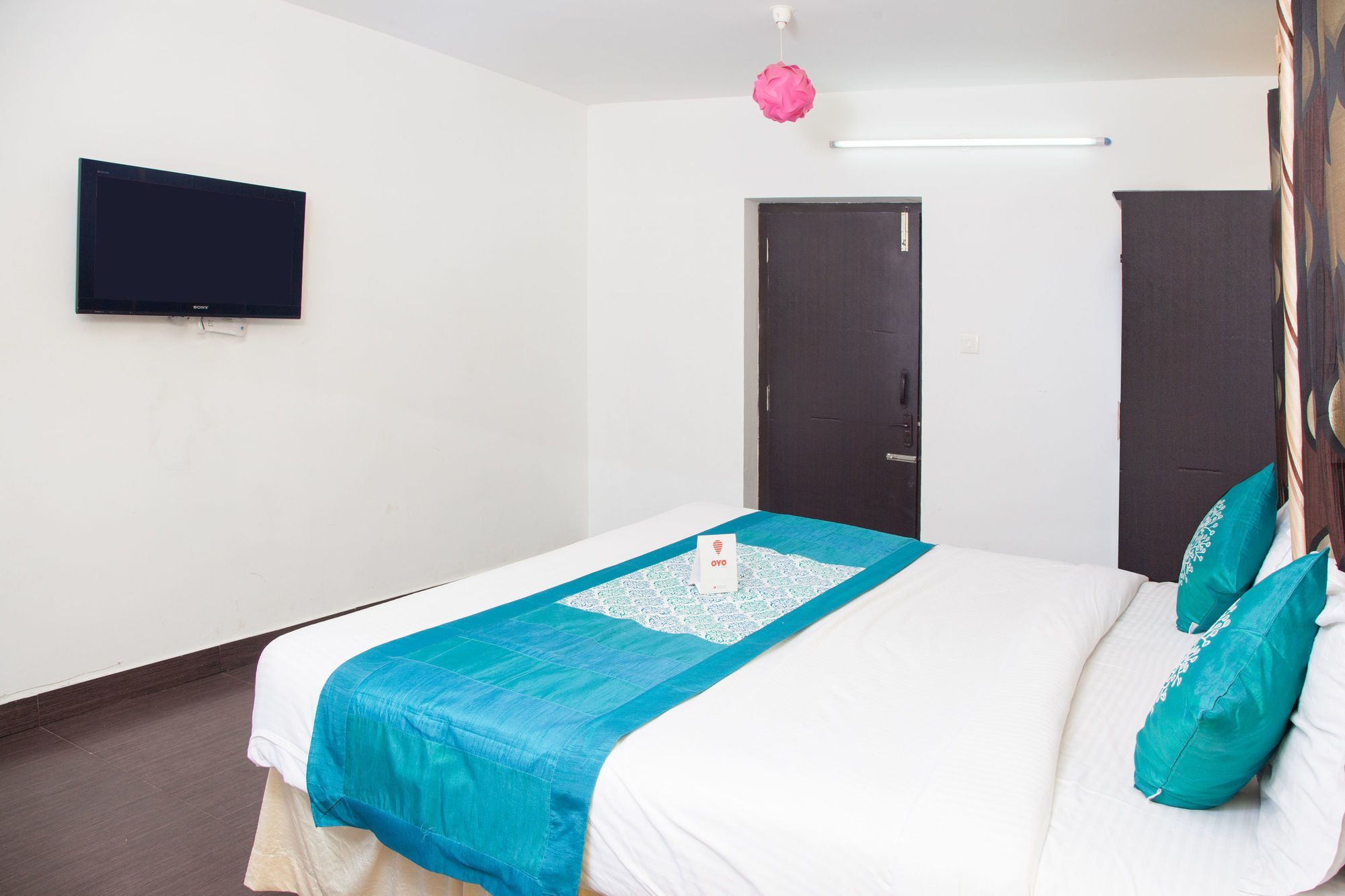 Oyo 4239 The Bliss And 3* Ooty