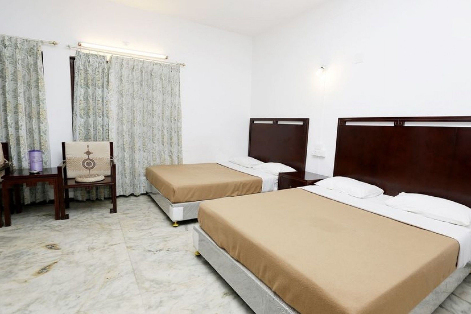 Guesthouser 2 Bhk Bab0 2*