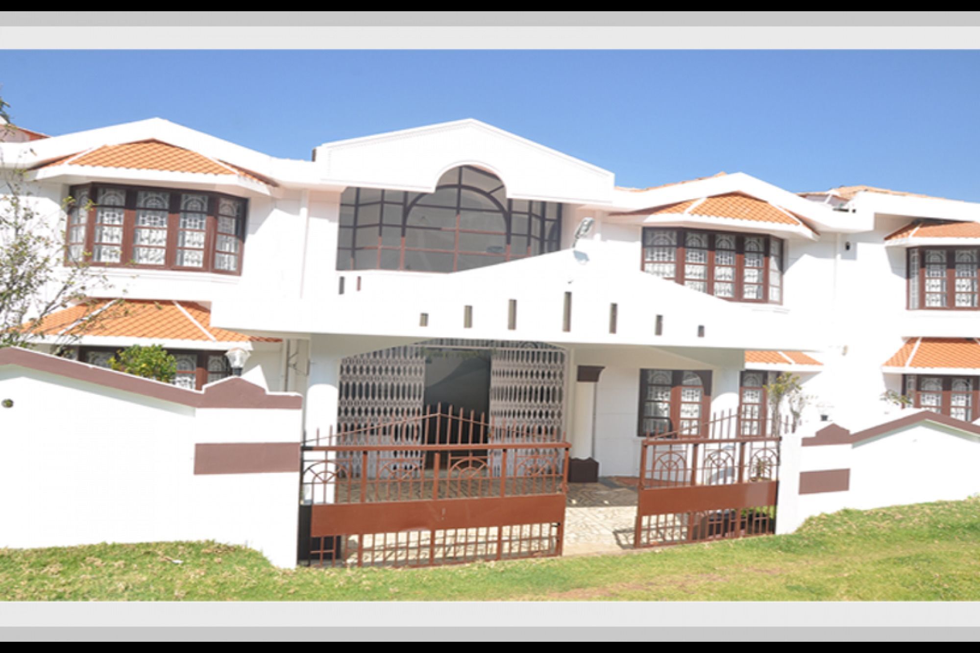 Guesthouser 2 Bhk Bab0 2*