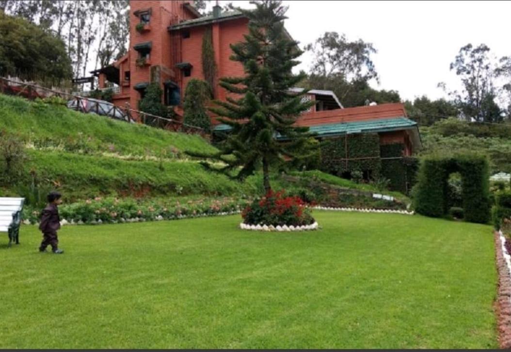 Willow Hill By Nature And Ooty