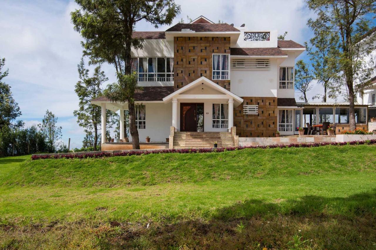 Stayvista At Sullivan With Heater & Indoor-outdoor Games * Ooty