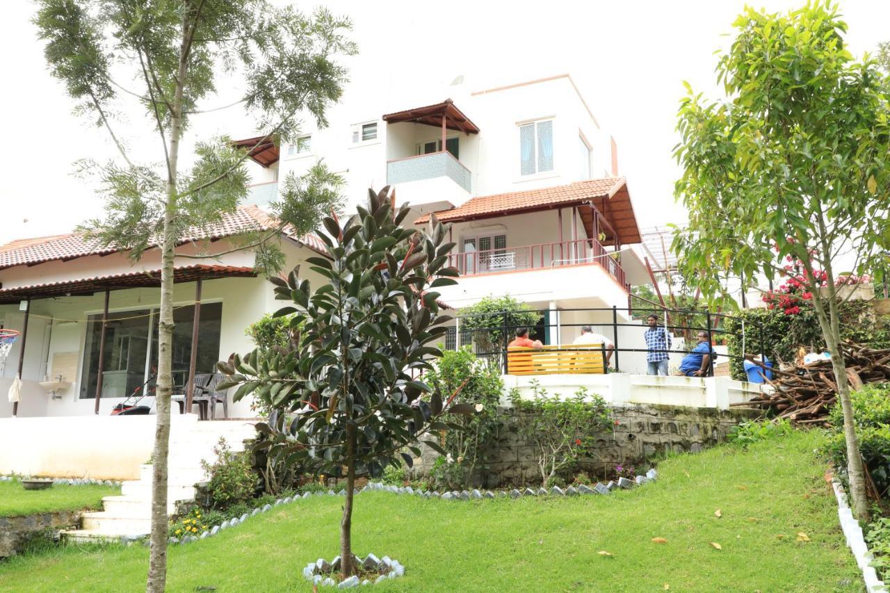 Hotel Bison View Ooty