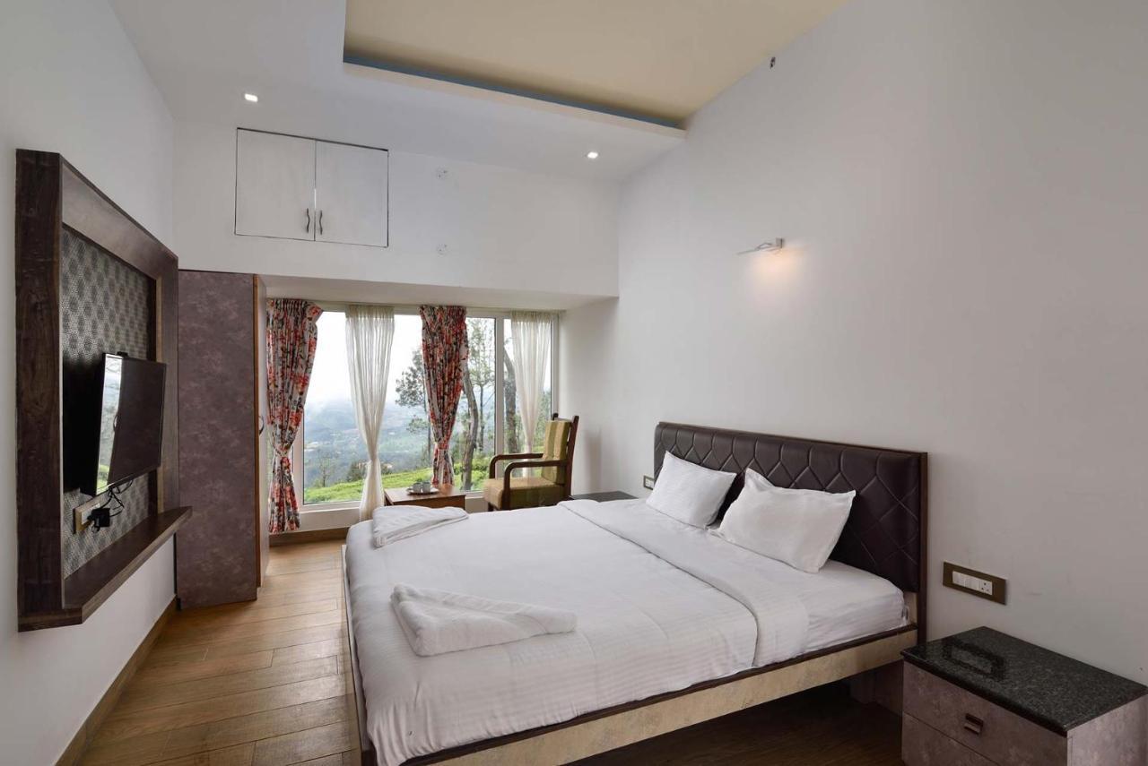 Stayvista At Sullivan With Heater & Indoor-outdoor Games Villa *