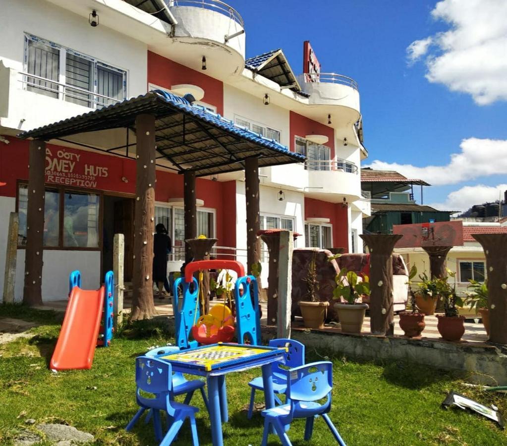A Honey Huts Apartment Ooty