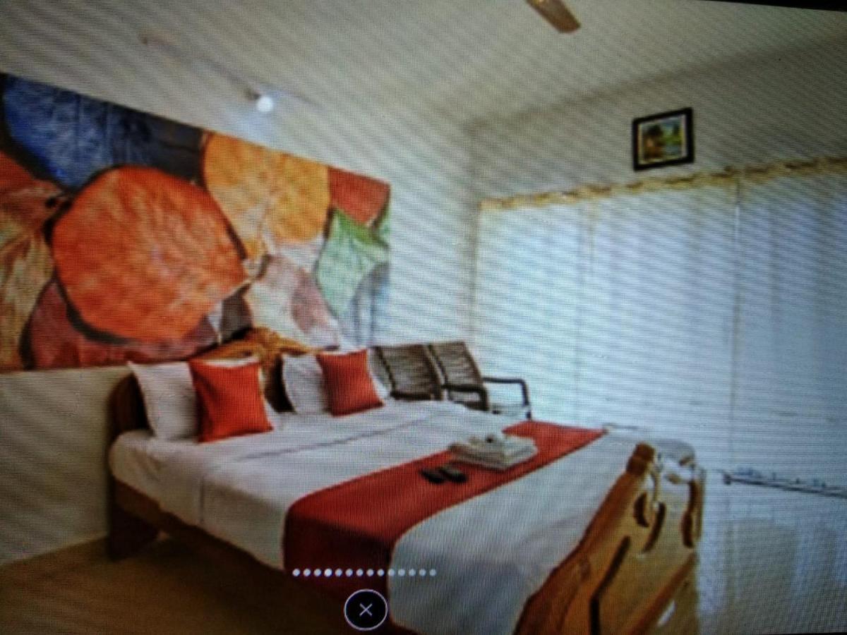 A Honey Huts Apartment Ooty