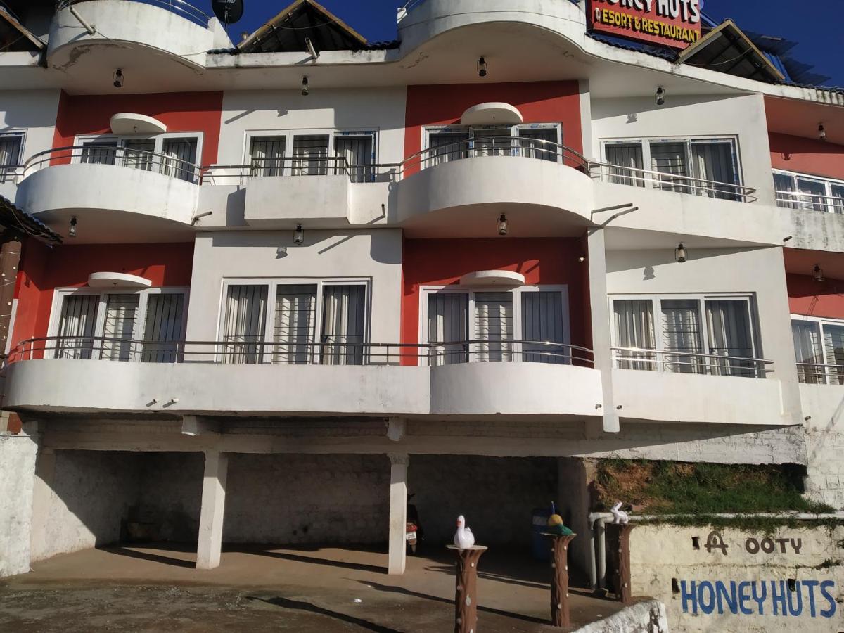 Apartment A Honey Huts *