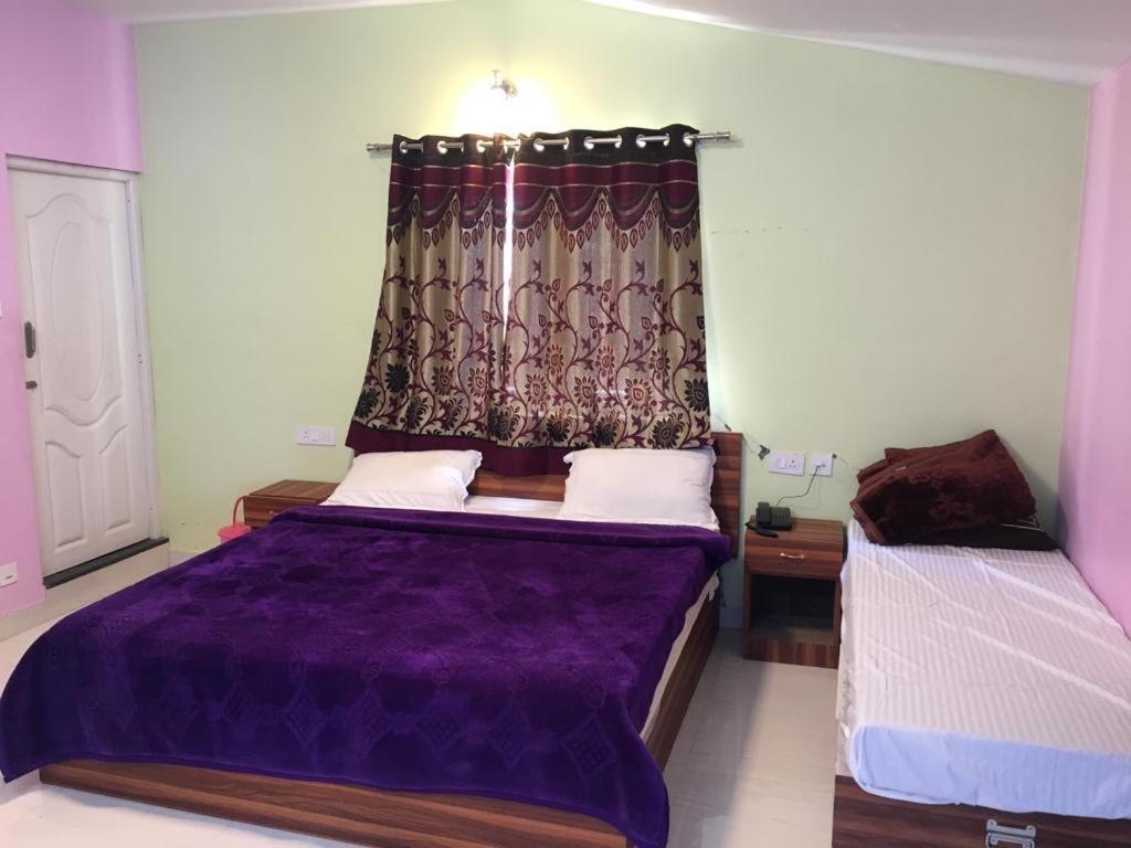 Hotel Praba And Ooty