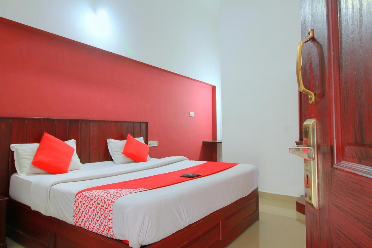 Oyo 15479 Vista Kalatty Hotel