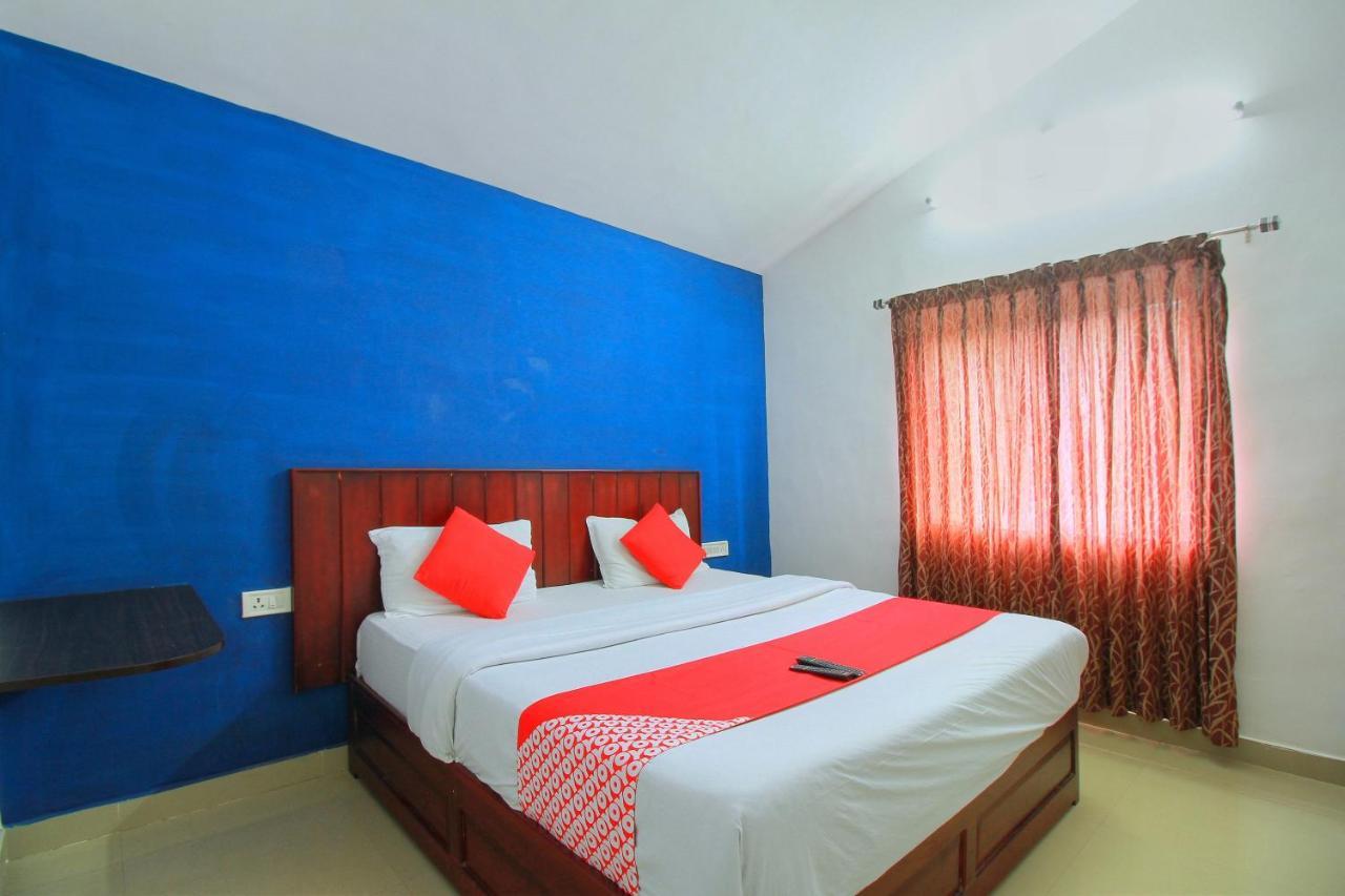 Hotel Oyo 15479 Vista Kalatty 3*