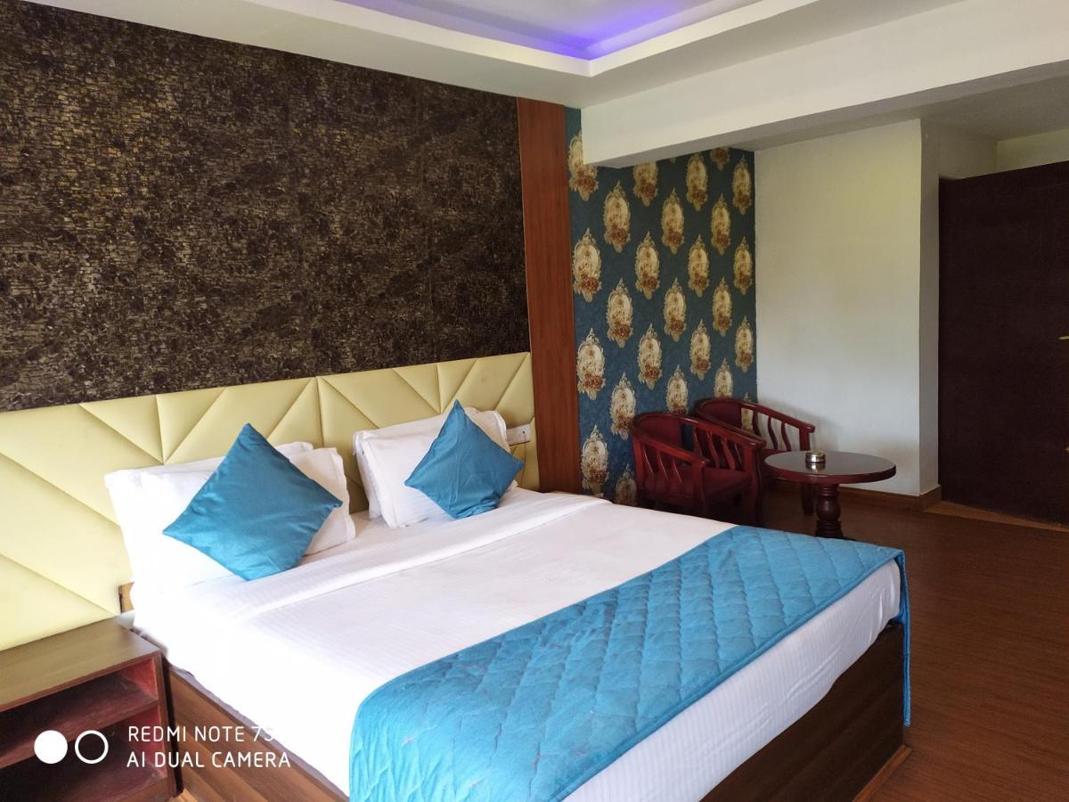 Valley View Resort *