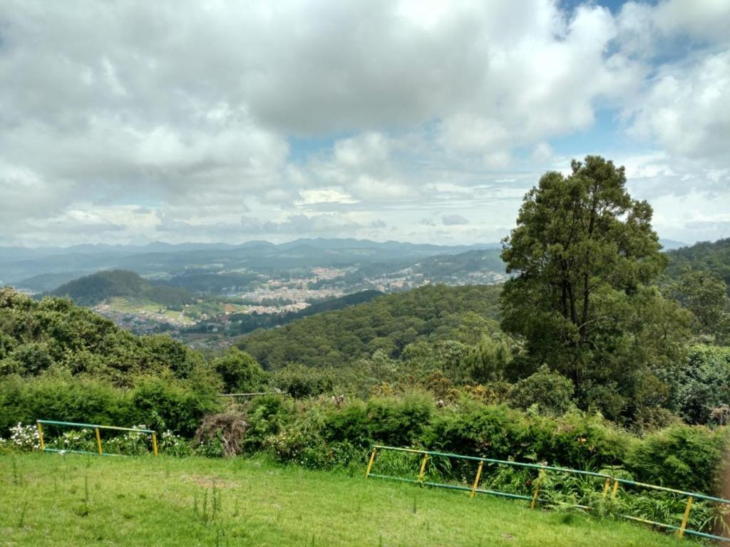 Valley View * Ooty